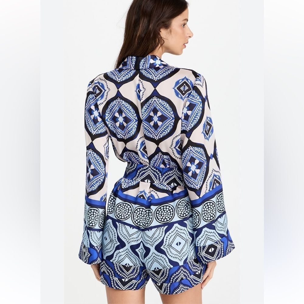 ALEXIS Robbie Belted Romper in Santorini Print Size Medium - Picture 4 of 9